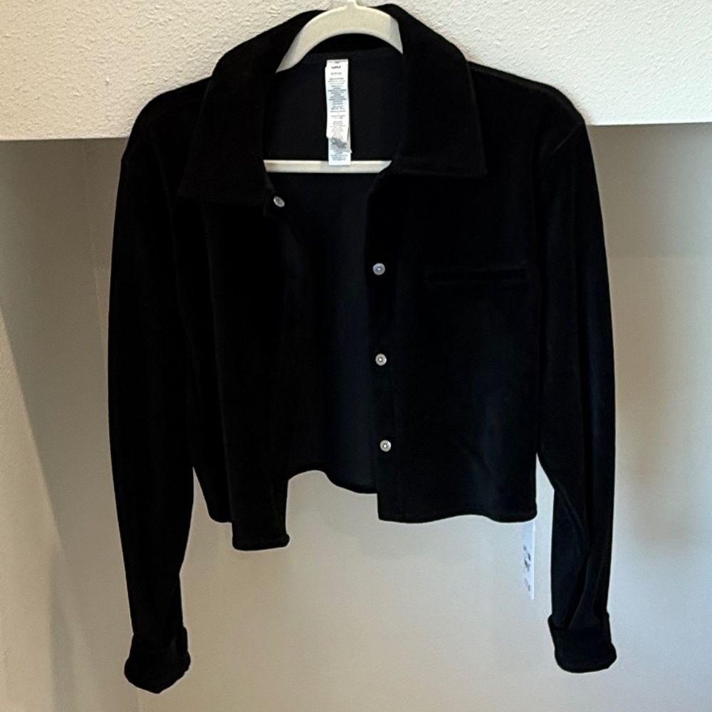 NWT Alo Black Micro Corduroy Cropped Dreamer Button Down Jacket (Size S) - Picture 7 of 11